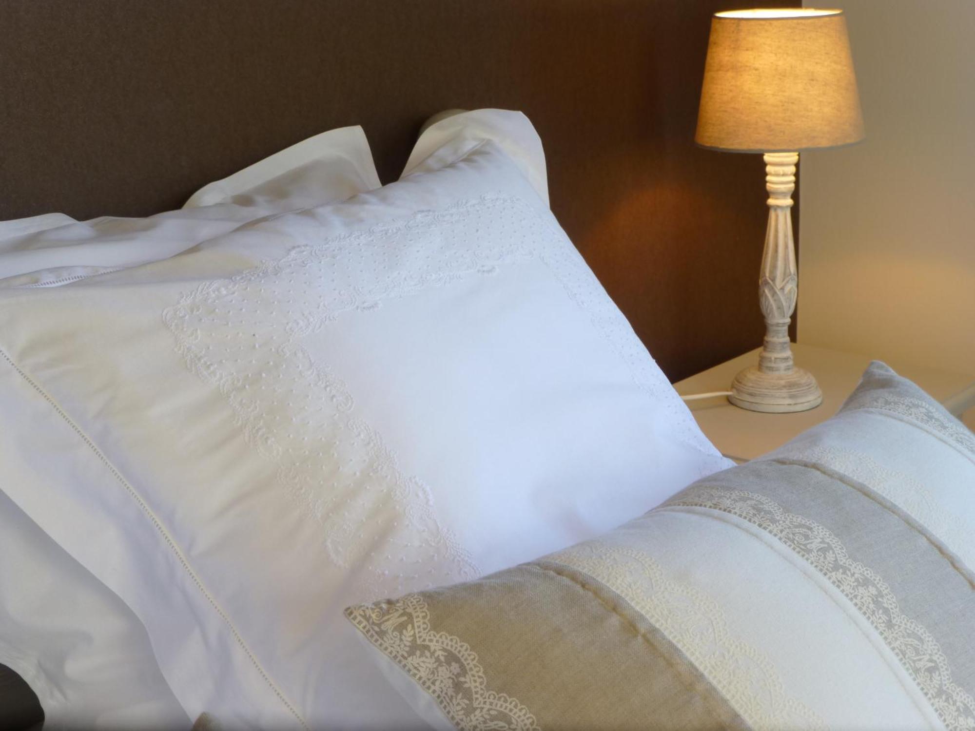 Chambres D'Hotes La Parenthez' Агно Стая снимка