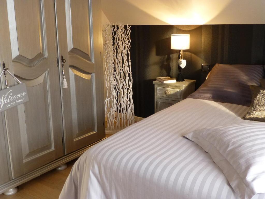 Chambres D'Hotes La Parenthez' Агно Стая снимка